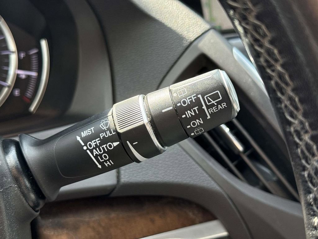 Used 2019 Acura MDX SH-AWD w/ Technology Package image 39