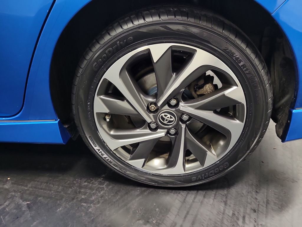 Used 2018 Toyota Corolla iM image 10