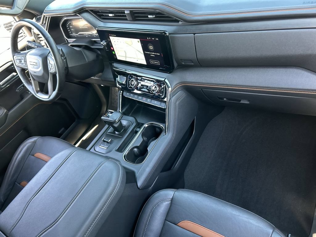 Used 2023 GMC Sierra 1500 AT4 w/ Technology Package AWD/4WD image 28