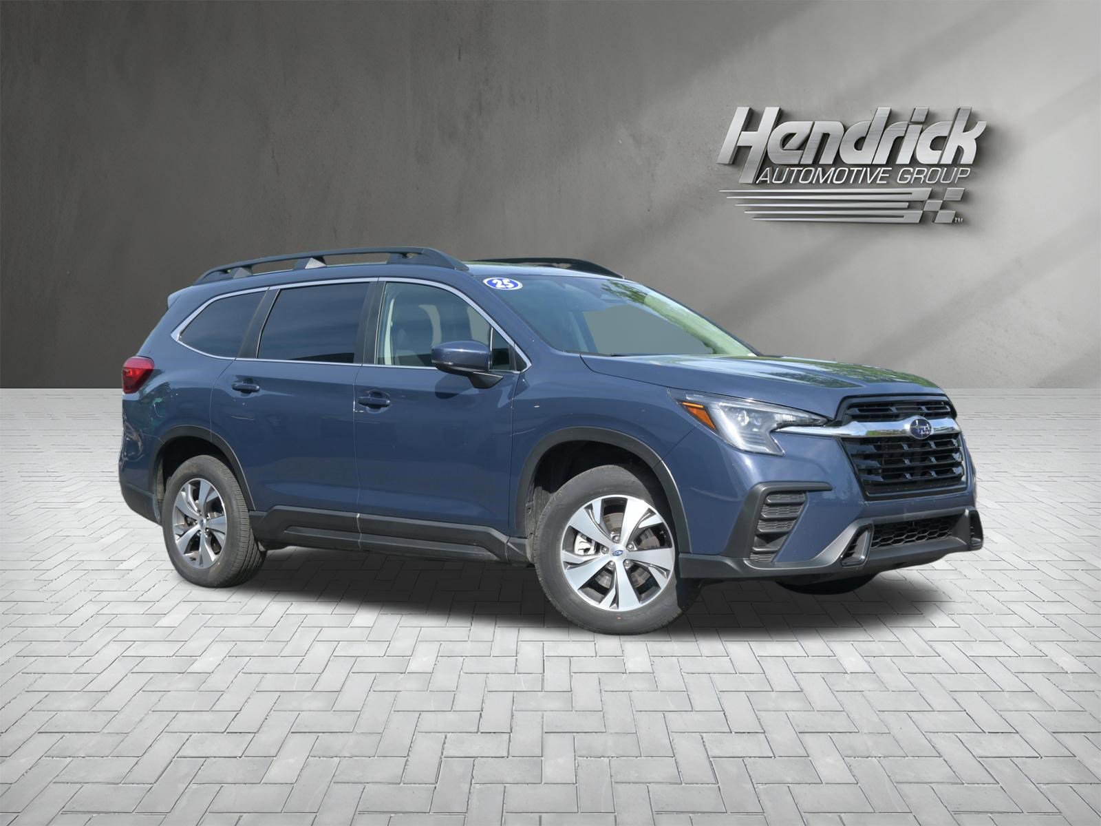 Certified 2025 Subaru Ascent Premium AWD/4WD image 2