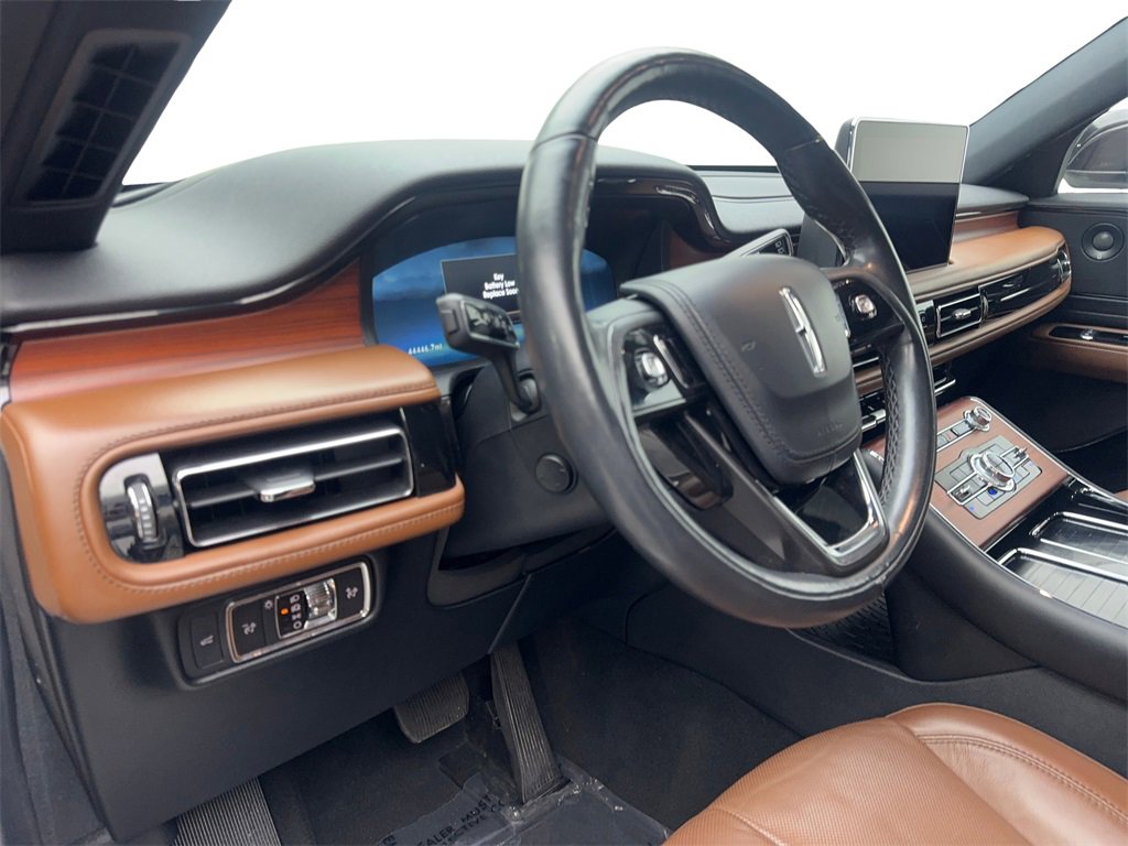 Used 2022 Lincoln Aviator Reserve w/ Equipment Group 201A image 52