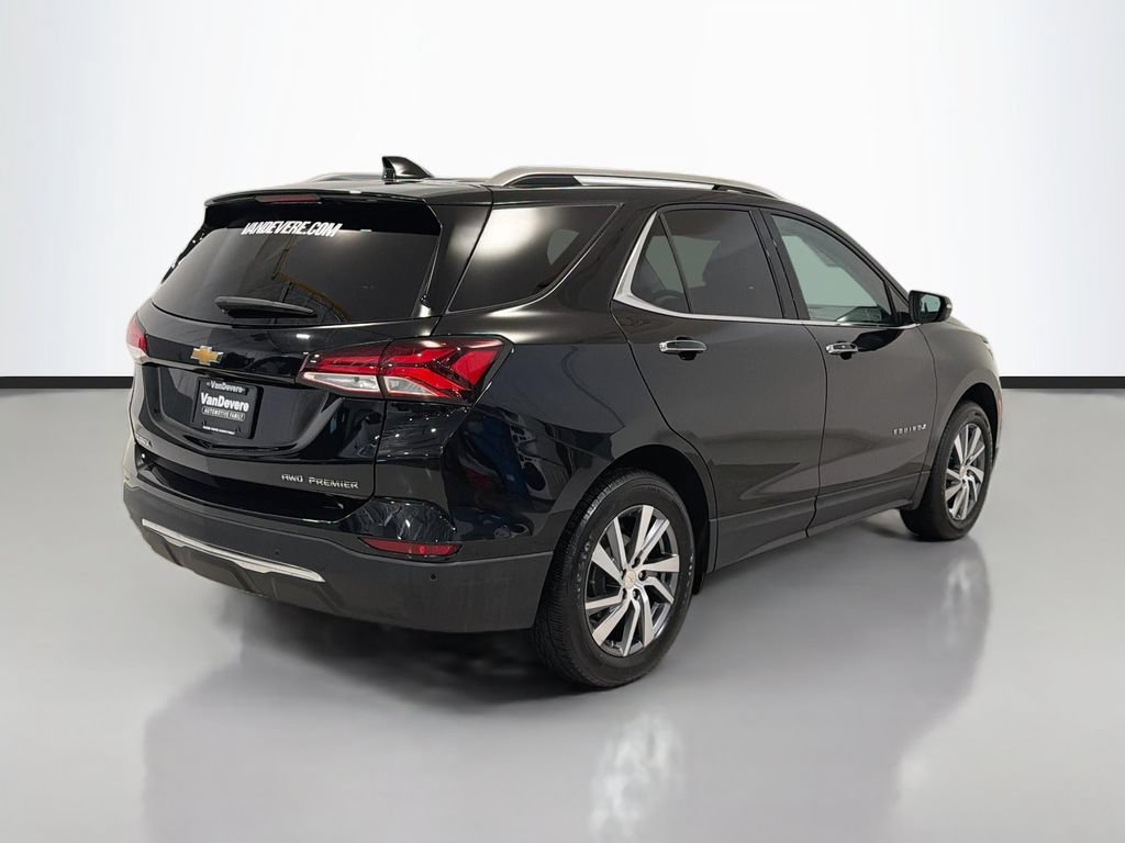Used 2024 Chevrolet Equinox Premier AWD/4WD image 9