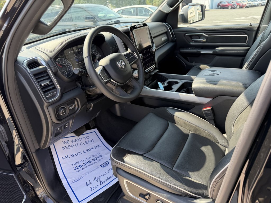 Used 2025 RAM 1500 Laramie AWD/4WD image 11