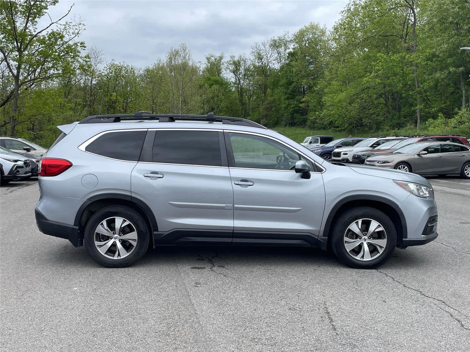 Used 2020 Subaru Ascent Premium w/ Convenience Package AWD/4WD image 6