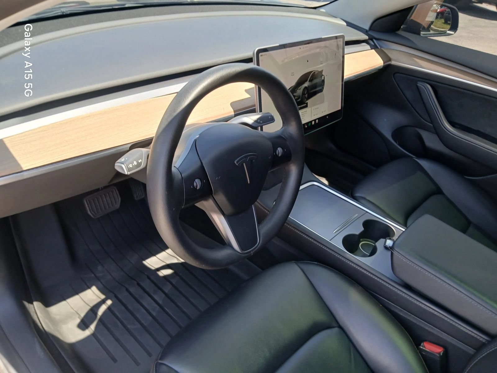 Used 2022 Tesla Model 3 Long Range AWD/4WD image 7