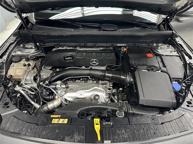 Used 2021 Mercedes-Benz GLB 250 4MATIC image 20