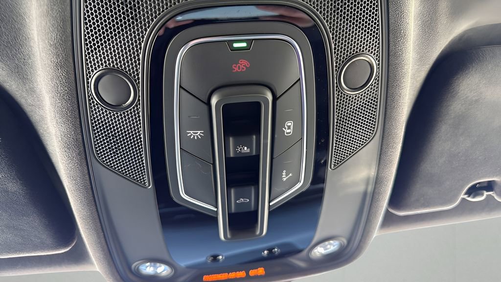 Used 2022 Audi RS Q8 image 26