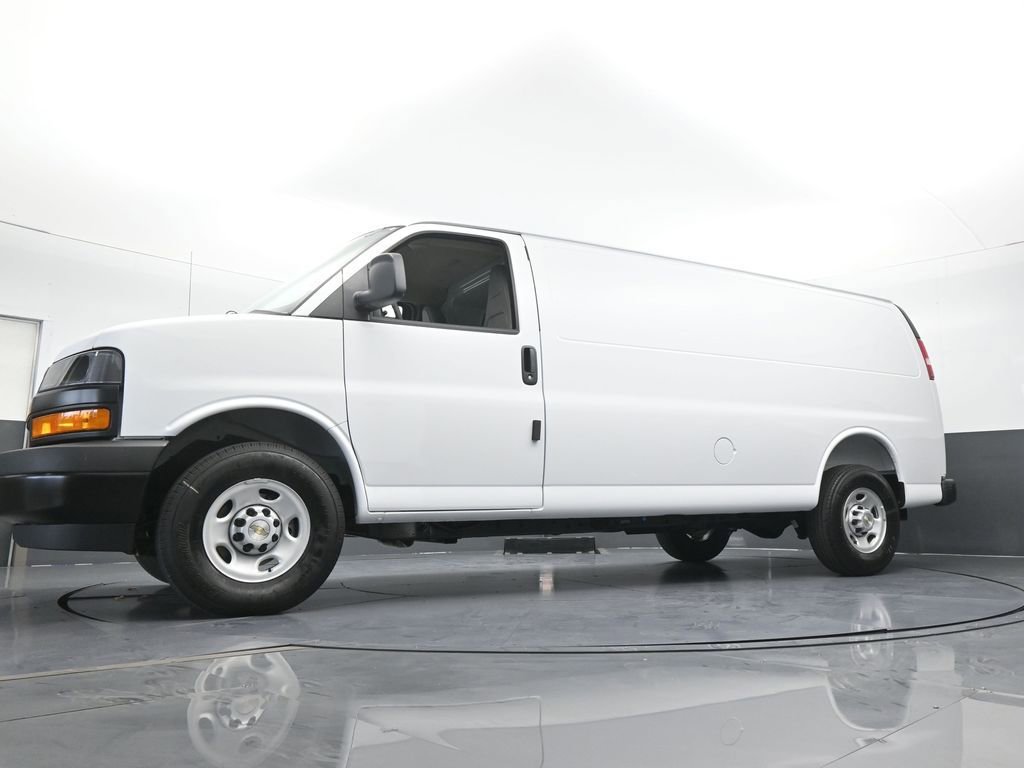 New 2026 Chevrolet Express 2500 Extended w/ Driver Convenience Package RWD image 54