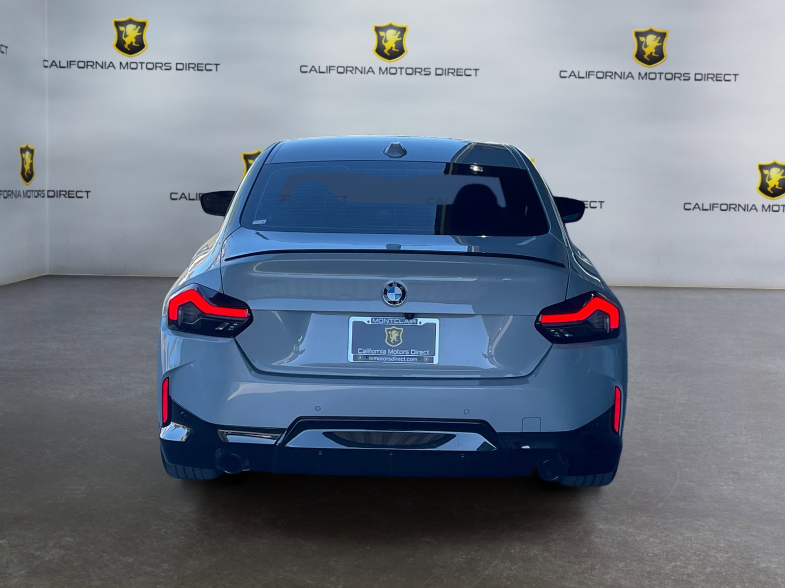 Used 2024 BMW 230i Coupe w/ Premium Package image 4