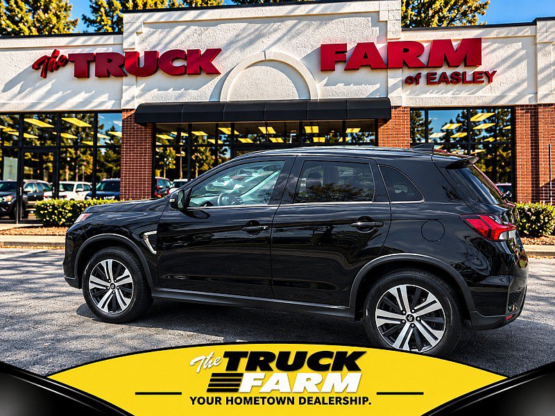 Used 2024 Mitsubishi Outlander Sport SE AWD/4WD image 1