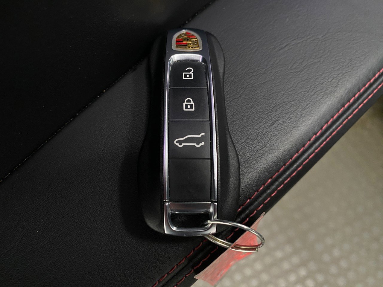 Used 2019 Porsche Cayenne Turbo image 39