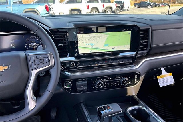 New 2026 Chevrolet Silverado 1500 LT w/ Z71 Off-Road Package image 7