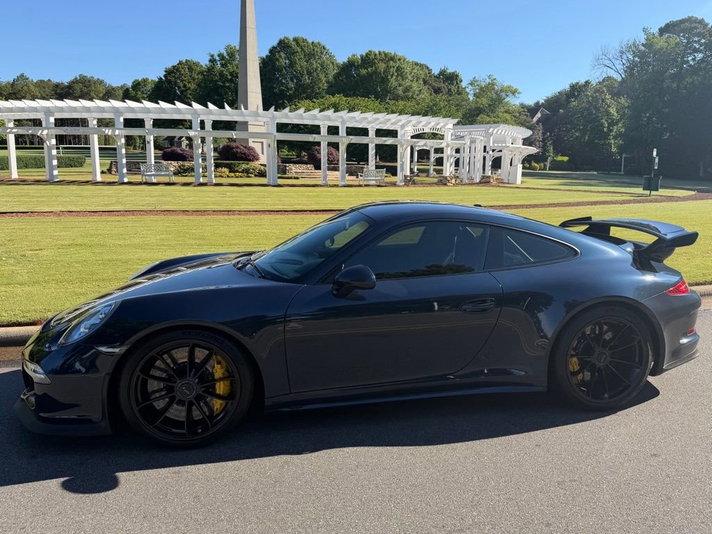 Used 2015 Porsche 911 GT3 RWD image 12
