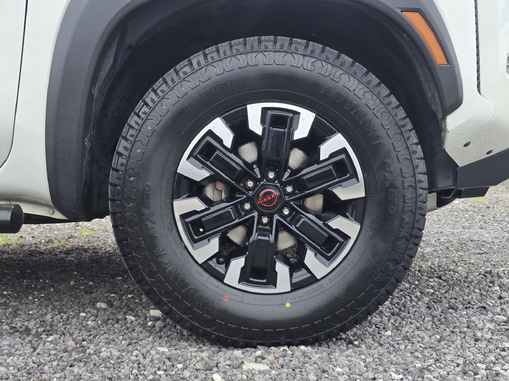 Used 2022 Nissan Frontier PRO-4X AWD/4WD image 11