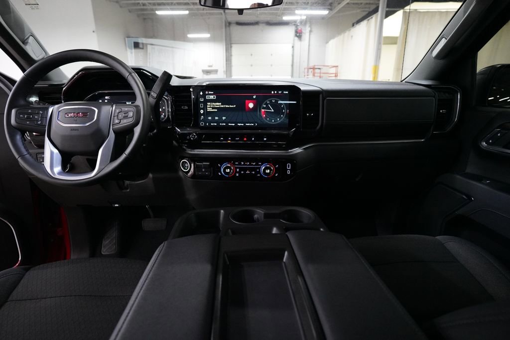 Used 2025 GMC Sierra 1500 Elevation image 5
