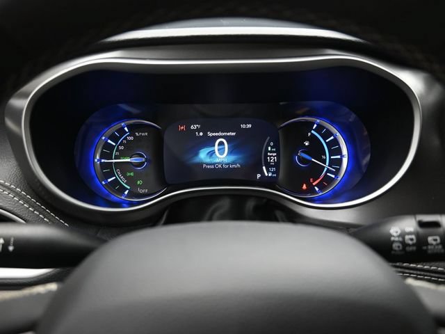 Used 2024 Chrysler Pacifica Limited FWD image 21
