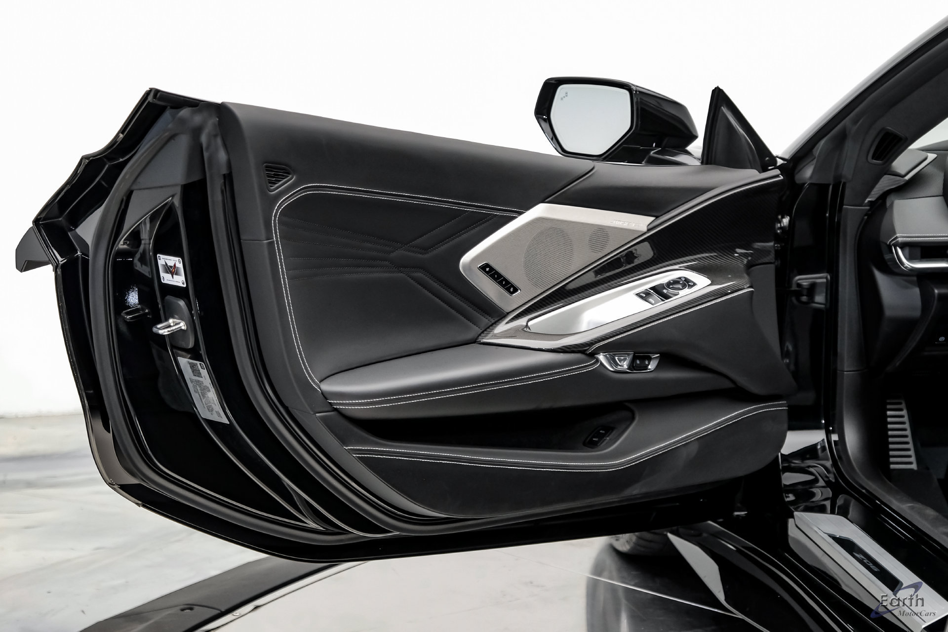 Used 2024 Chevrolet Corvette Z06 RWD image 90