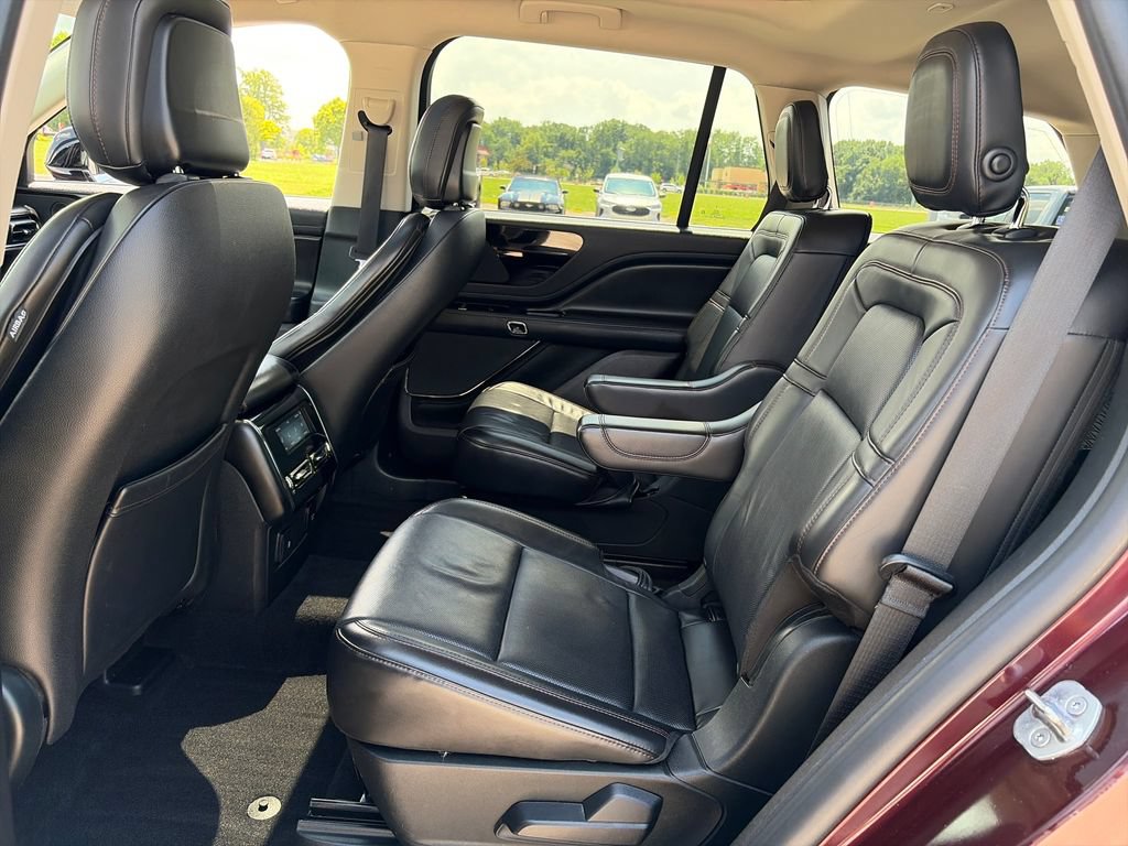 Used 2020 Lincoln Aviator Reserve w/ Equipment Group 201A AWD/4WD image 29
