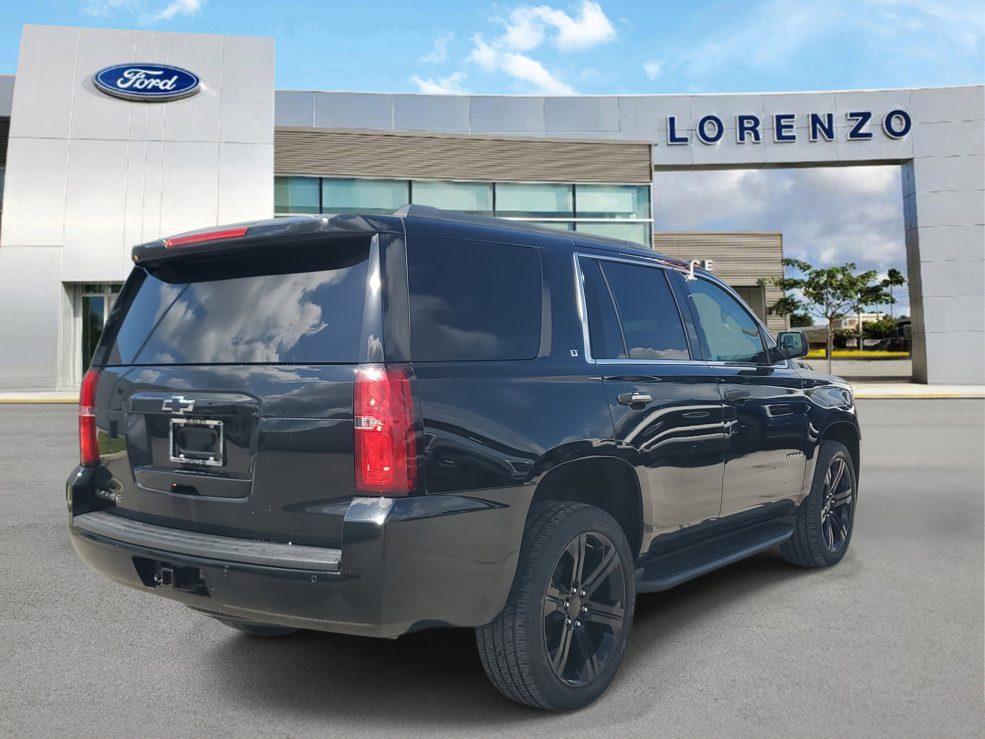 Used 2018 Chevrolet Tahoe LT AWD/4WD image 6
