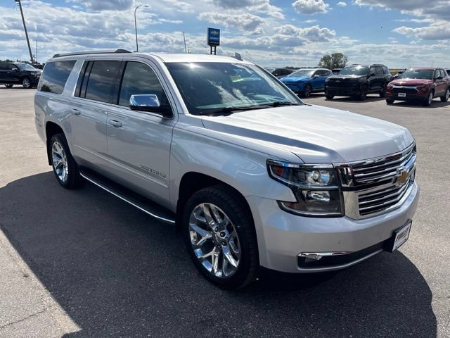 Used 2020 Chevrolet Suburban Premier AWD/4WD image 4