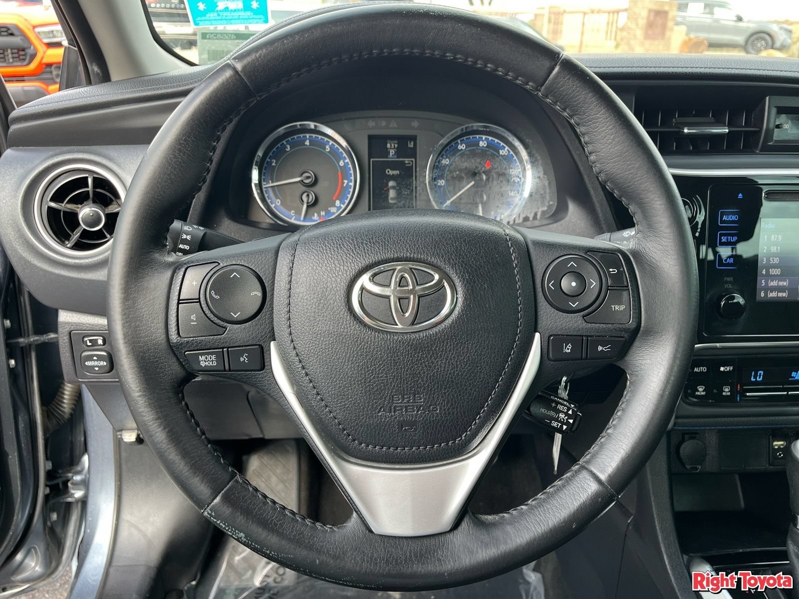 Certified 2018 Toyota Corolla SE FWD image 22