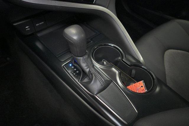 Certified 2018 Toyota Camry LE w/ Convenience Package FWD image 30