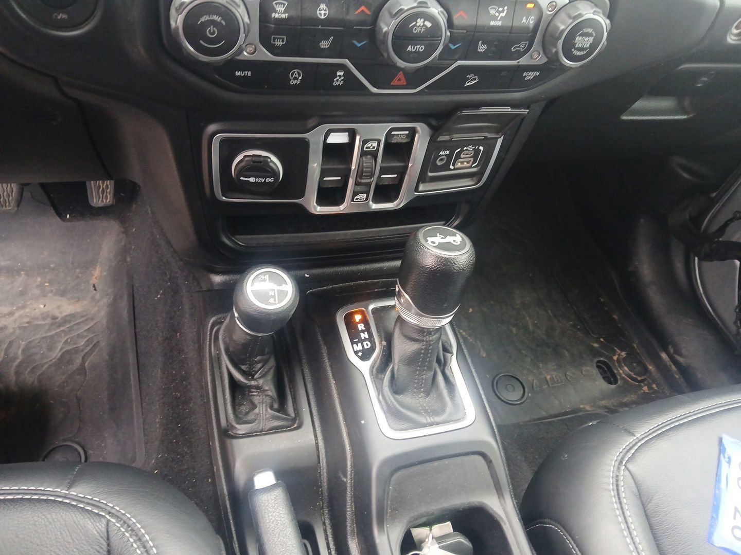 Used 2018 Jeep Wrangler Unlimited Sport S AWD/4WD image 16