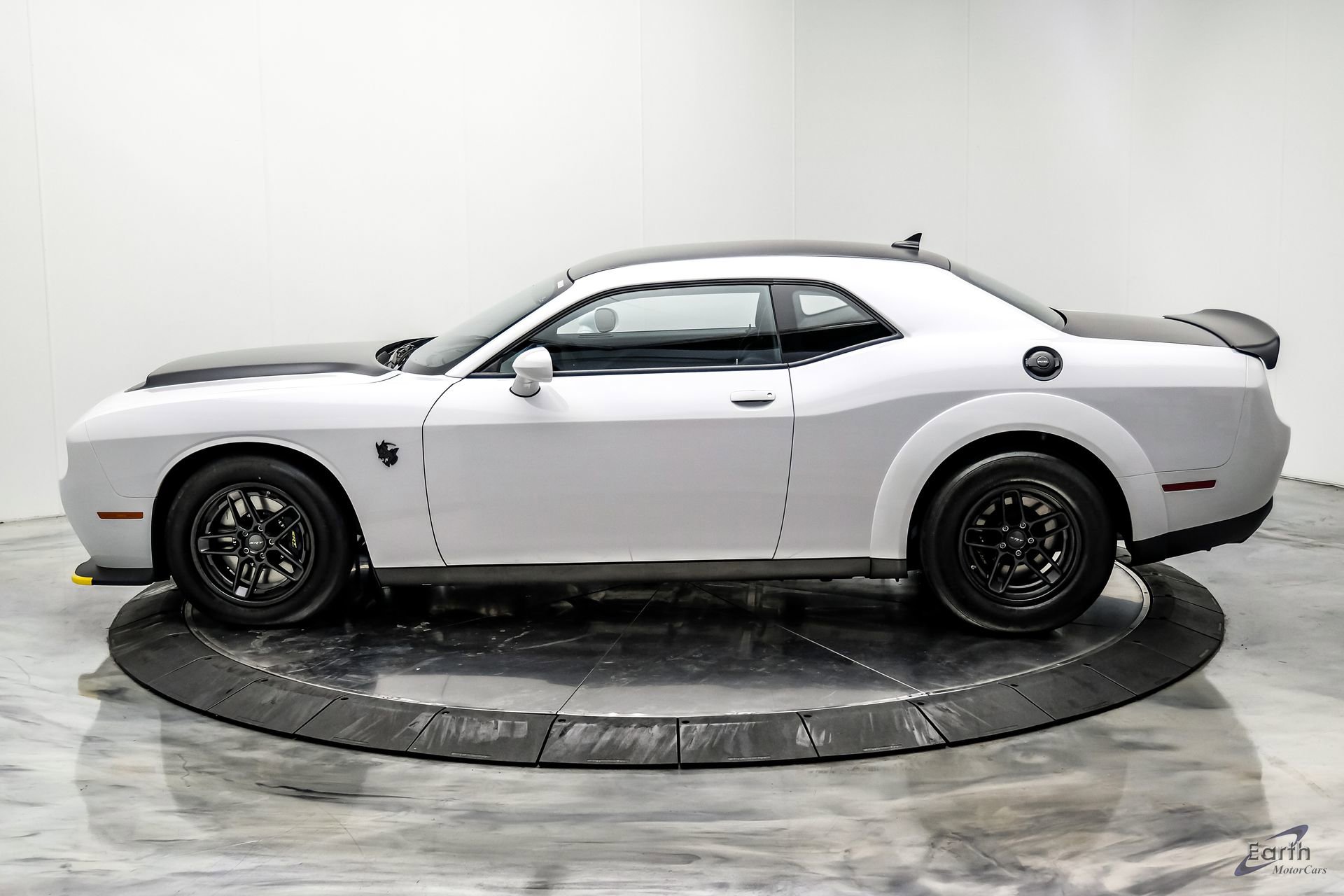 Used 2023 Dodge Challenger SRT Hellcat Redeye image 7
