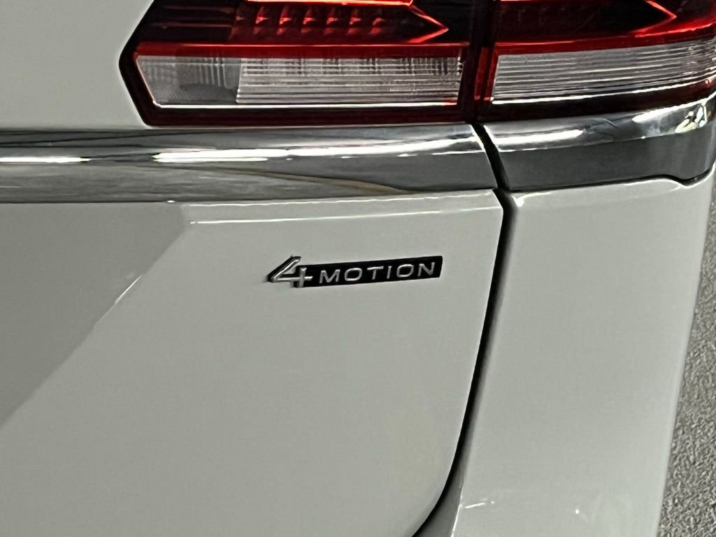 Certified 2023 Volkswagen Atlas SE w/ Panoramic Sunroof Package AWD/4WD image 38