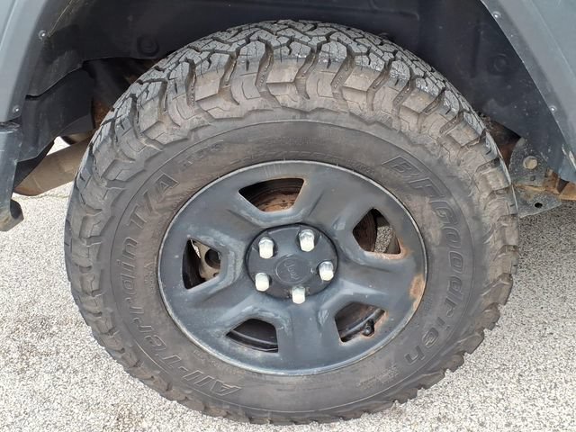 Used 2018 Jeep Wrangler Unlimited Sport AWD/4WD image 16