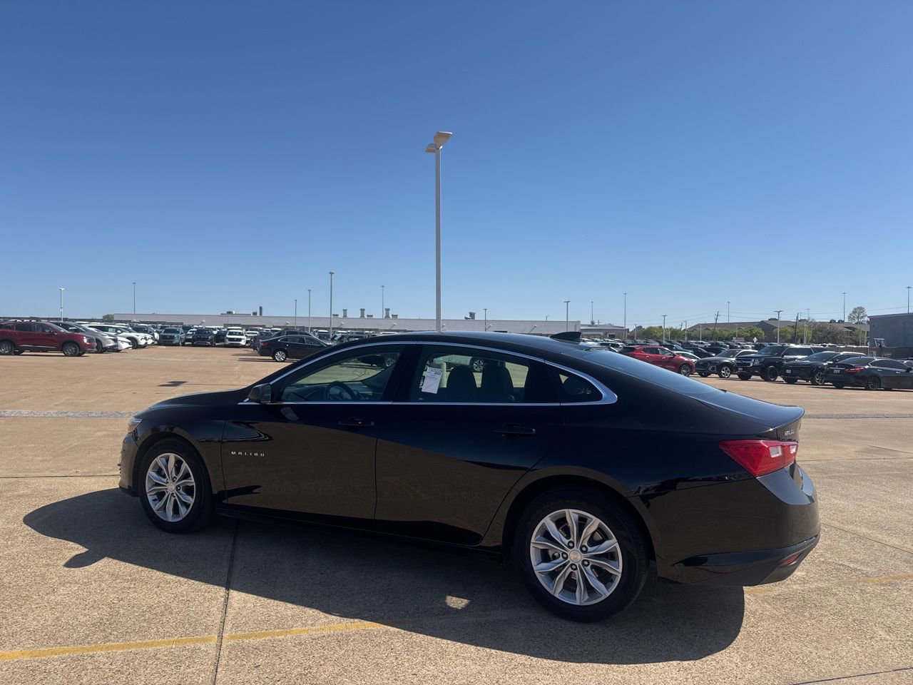 Used 2025 Chevrolet Malibu LT image 14