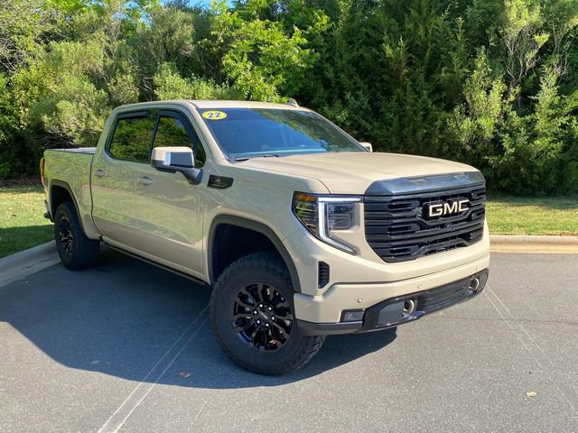 Used 2022 GMC Sierra 1500 AT4 w/ AT4 Premium Package AWD/4WD image 1