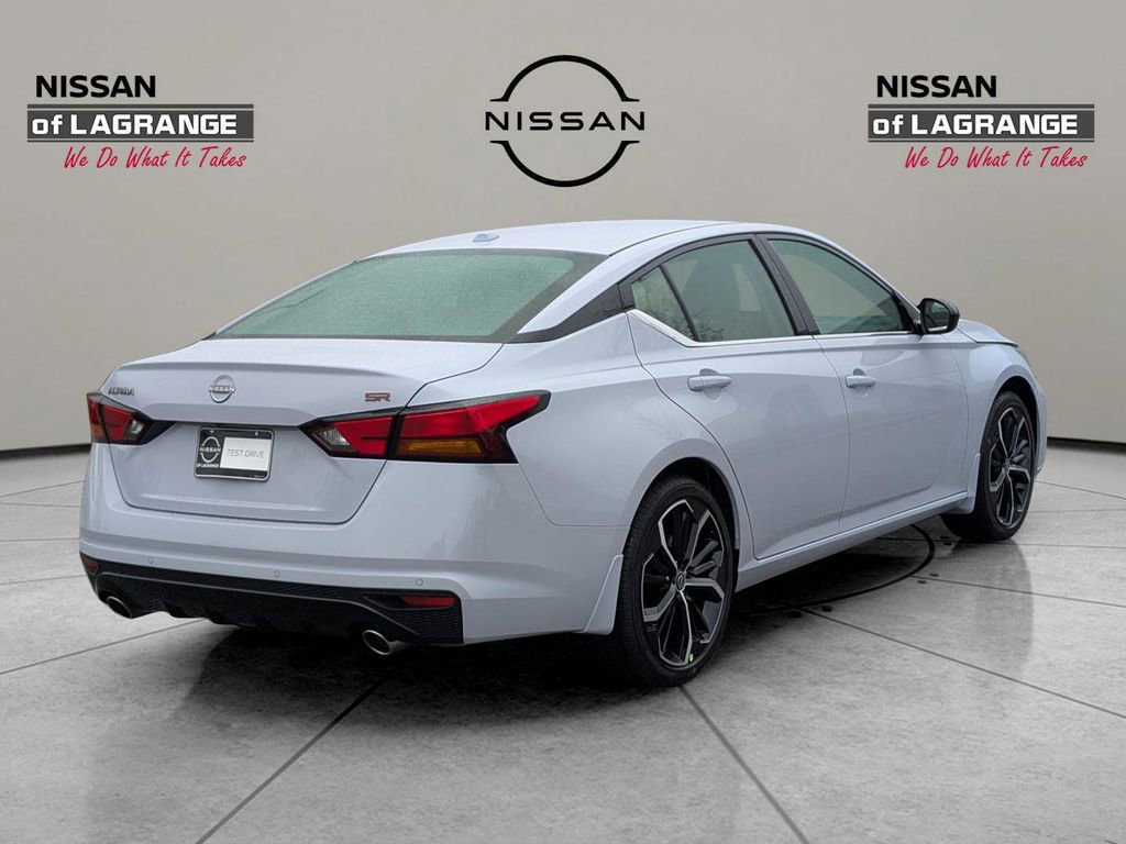 New 2025 Nissan Altima 2.5 SR w/ SR Premium Package image 5