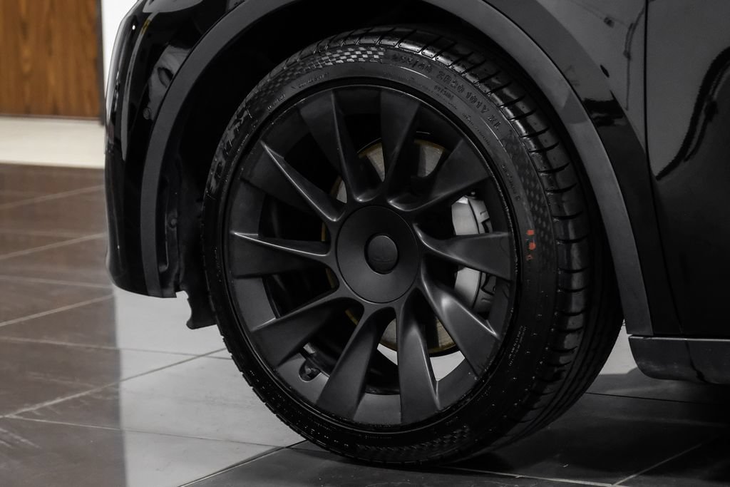Used 2021 Tesla Model Y Long Range AWD/4WD image 49