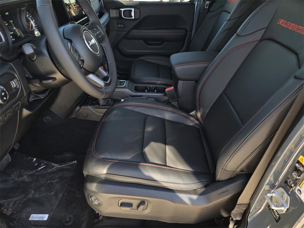 New 2025 Jeep Gladiator Rubicon w/ Convenience Group image 16