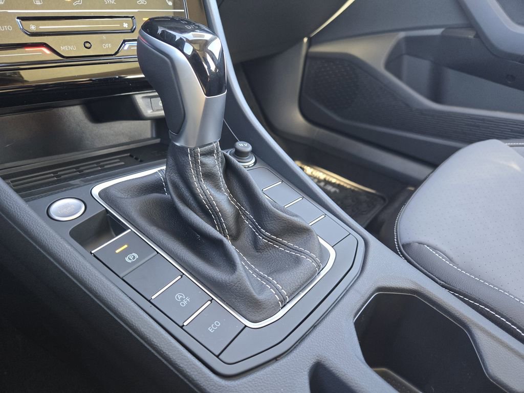 New 2026 Volkswagen Jetta SE image 16