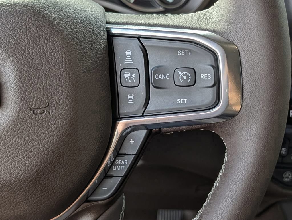Used 2025 RAM 1500 Laramie w/ Laramie Southwest Edition AWD/4WD image 38