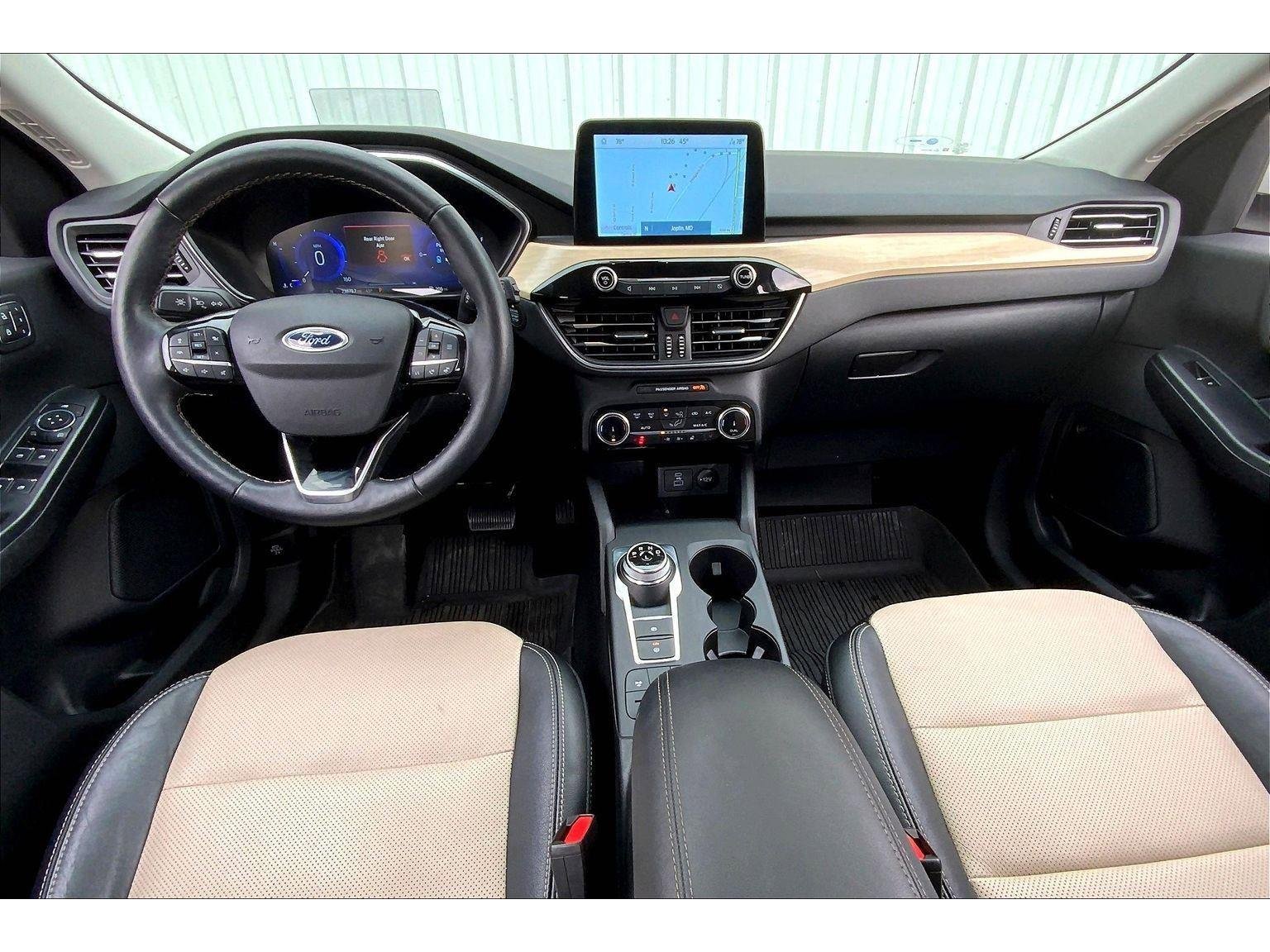 Used 2022 Ford Escape Titanium w/ Titanium Elite Package image 14