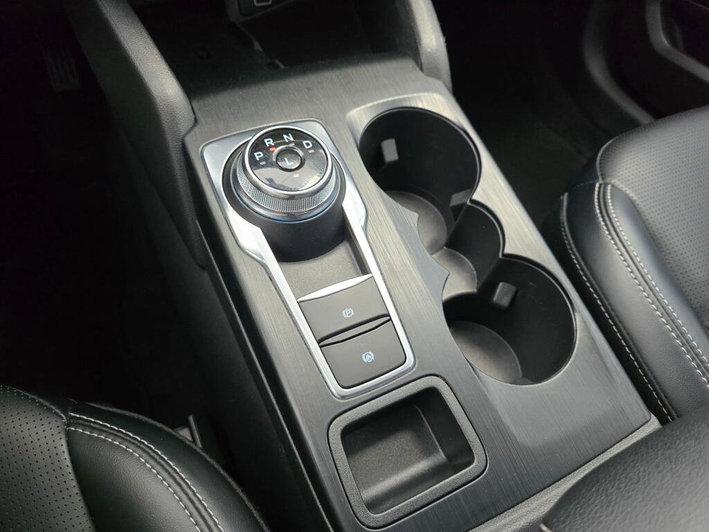 Used 2024 Ford Escape Platinum AWD/4WD image 33