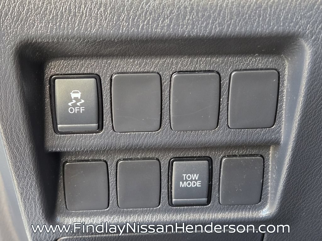 Used 2020 Nissan Pathfinder S FWD image 26