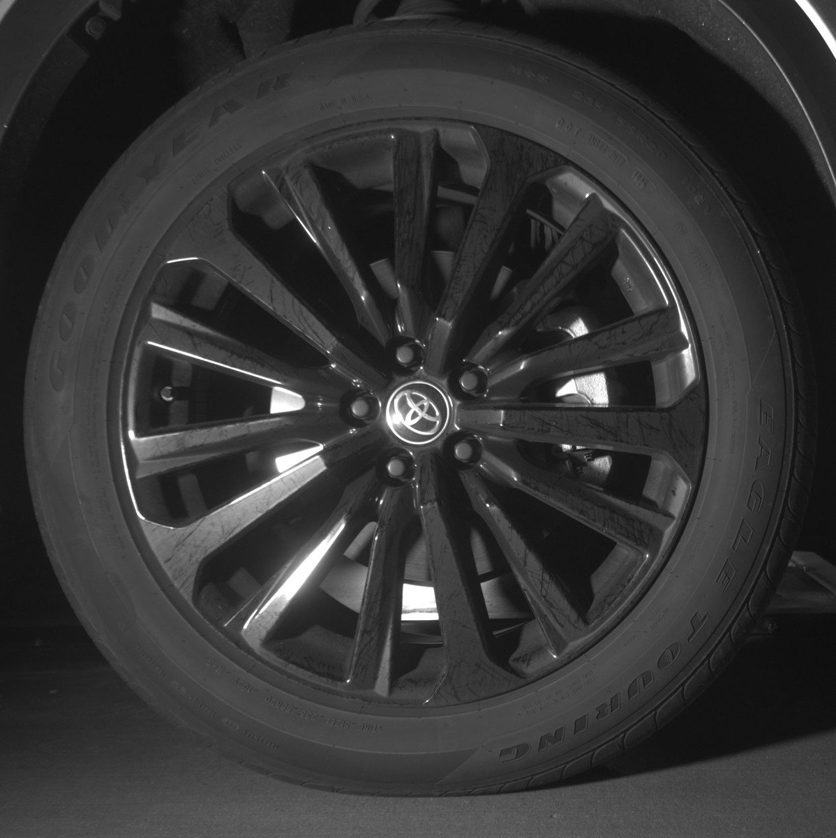 Used 2025 Toyota Highlander XSE image 13