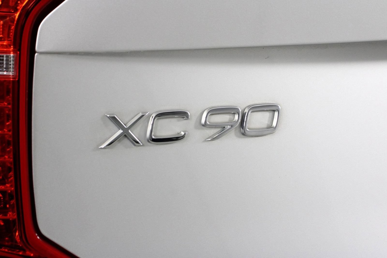 Used 2017 Volvo XC90 T8 Inscription w/ Luxury Package AWD/4WD image 19