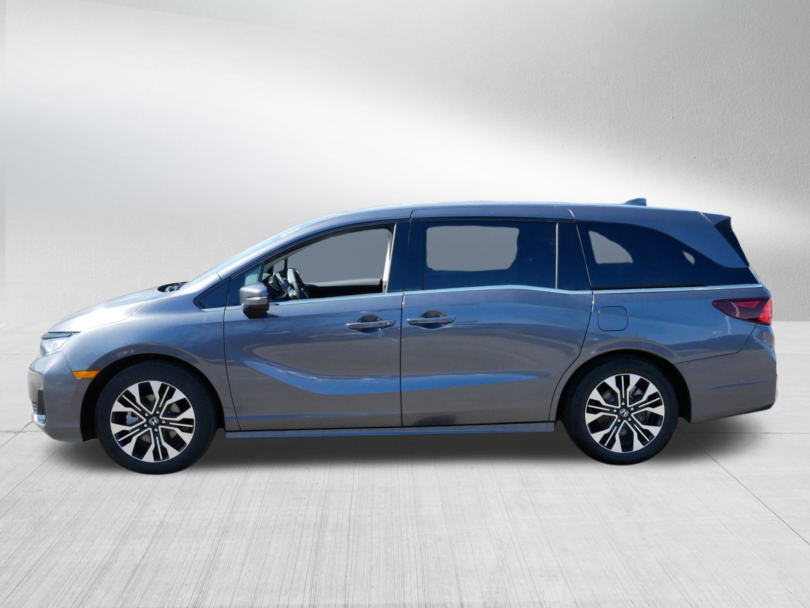 Certified 2026 Honda Odyssey Elite image 4
