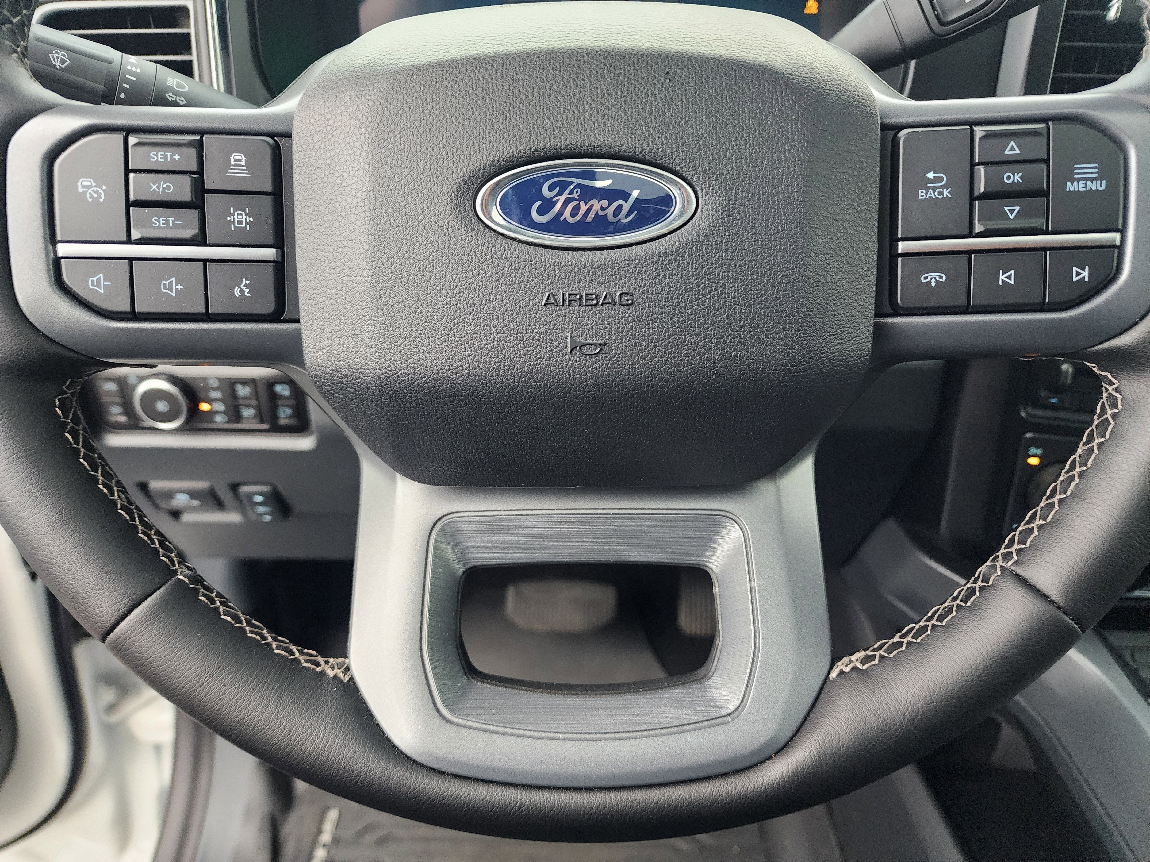 Used 2025 Ford F250 Lariat w/ Lariat Ultimate Package image 27