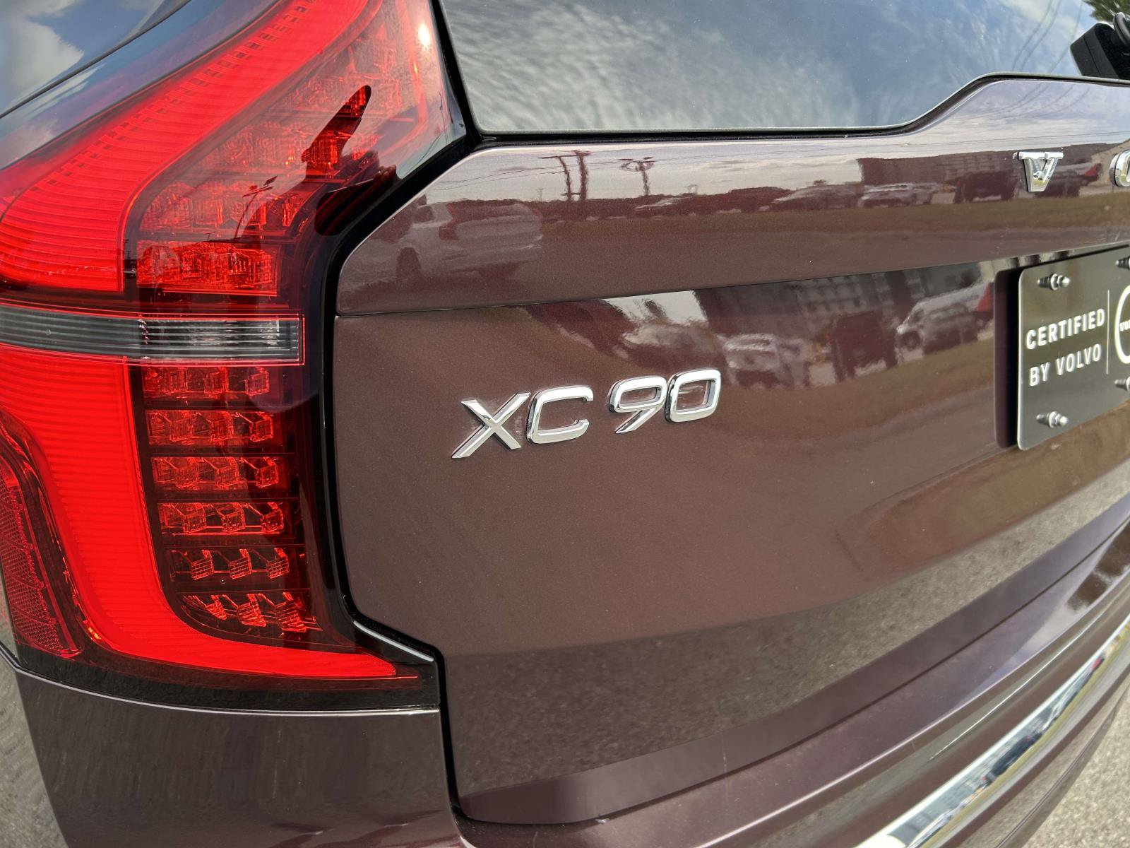 Certified 2025 Volvo XC90 B6 Core w/ Climate Package AWD/4WD image 15