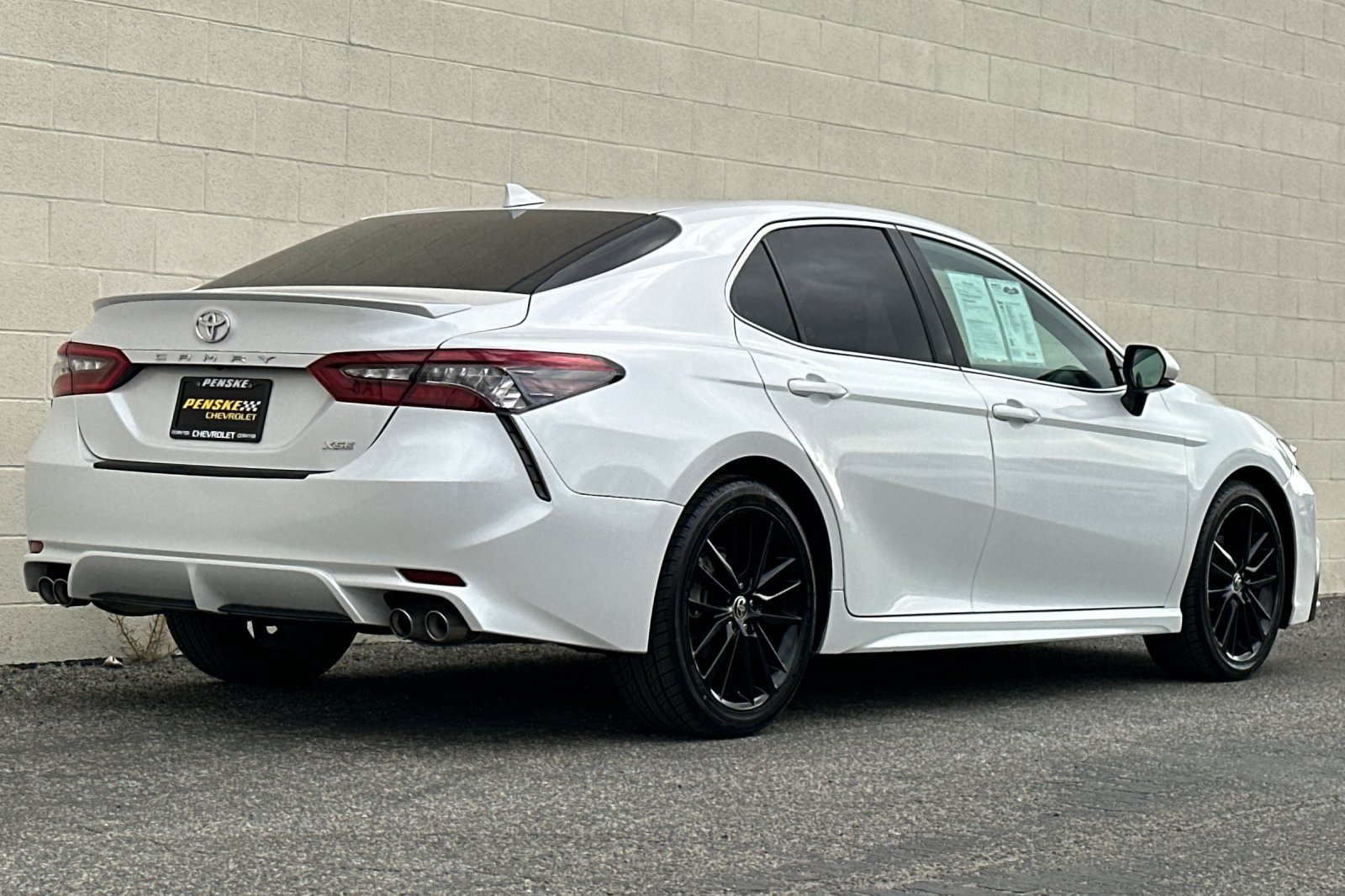 Used 2021 Toyota Camry XSE w/ Carpet Mat Package (TMS) FWD image 4