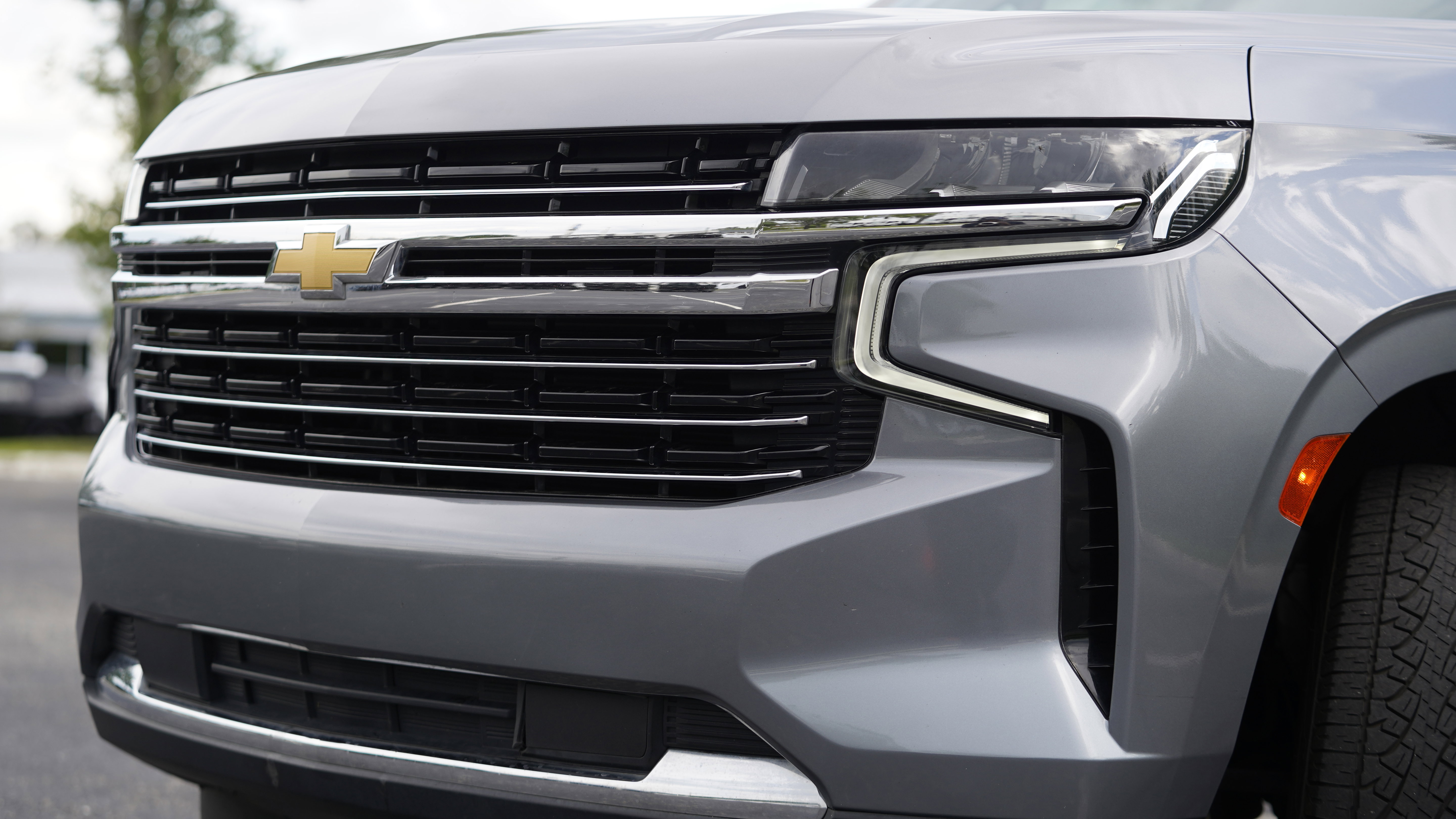 Used 2021 Chevrolet Suburban LT w/ Rear Media and Nav Package RWD image 42