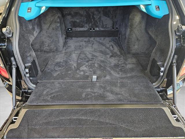 Used 2024 Rolls-Royce Cullinan image 6