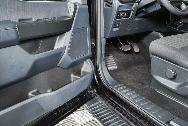 Used 2023 Ford F150 XL w/ STX Appearance Package RWD image 7