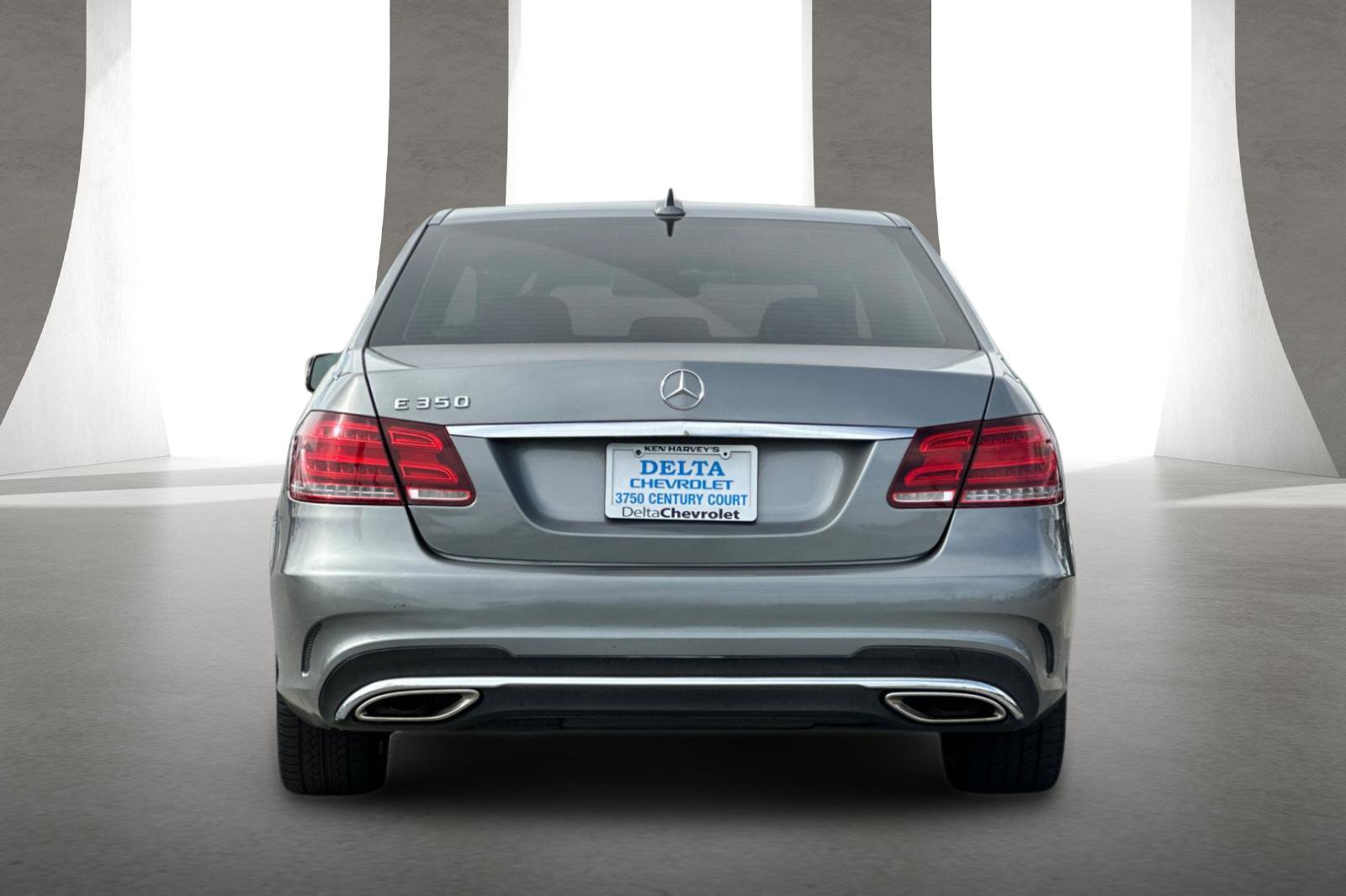 Used 2014 Mercedes-Benz E 350 Sedan image 5